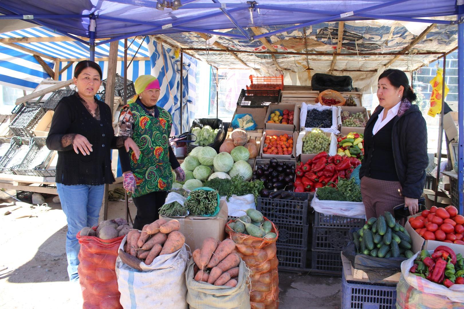 Central bazar of the chef lieu Kyzyl Suu, Jeti Oguz district, Issyk Kul Oblast, Kyrgyzstan