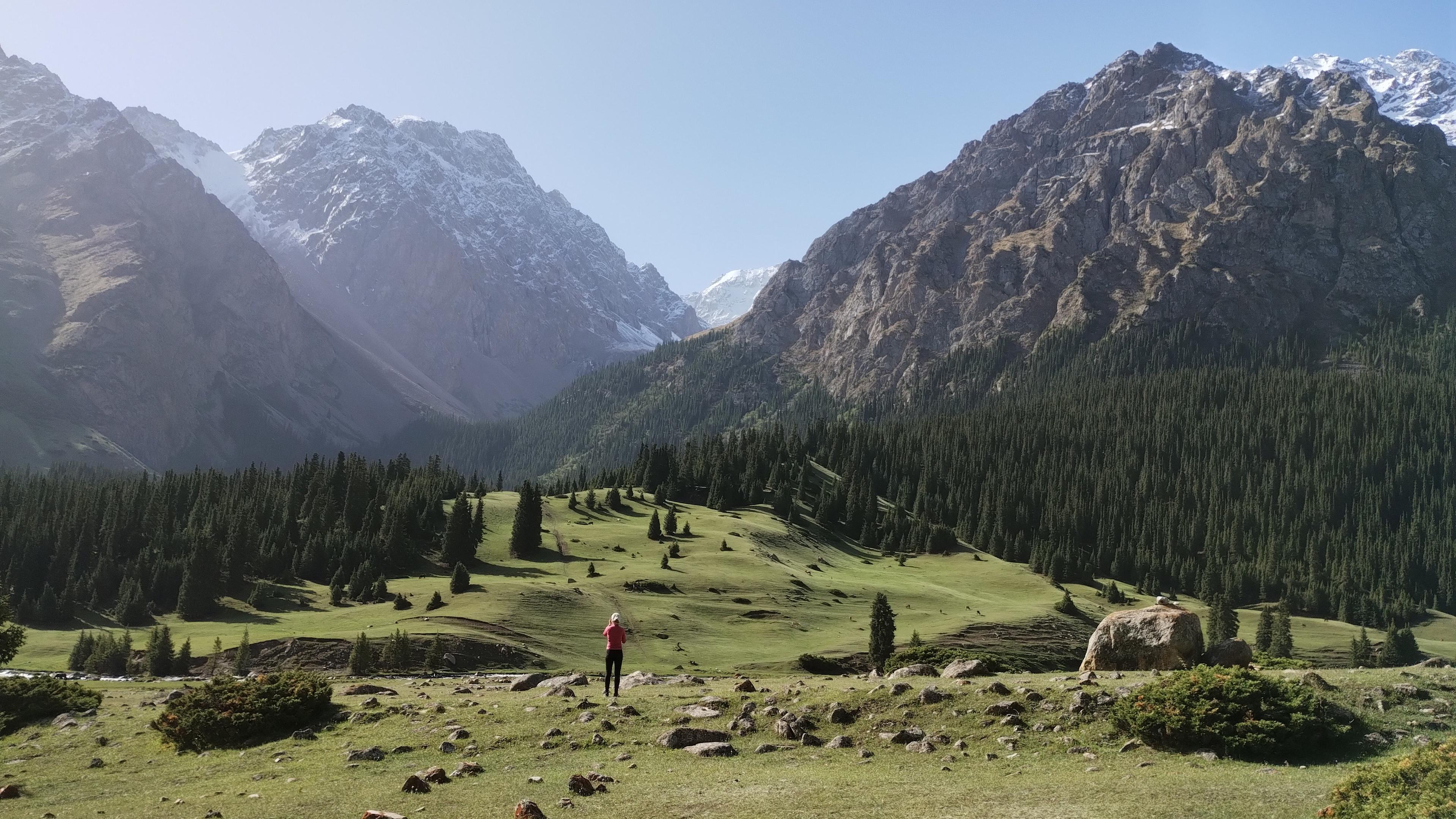 Introducing Peak Ittish, an awe-inspiring mountain peak that stands proudly at an altitude of 4808 meters in the breathtaking Kyrgyz landscape. Translating to "head of dog" in the local language, this snowy summit offers an unforgettable mountaineering experience like no other.